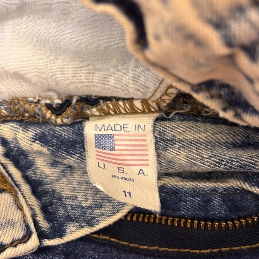 Zena Rare Vintage Junior’s Denim Patchwork Jean Shorts  Size 11